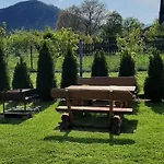 Feriehus Uroczy Z Kominkiem