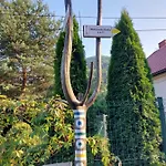 Feriehus Uroczy Z Kominkiem *