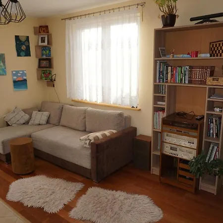 Feriehus Uroczy Z Kominkiem