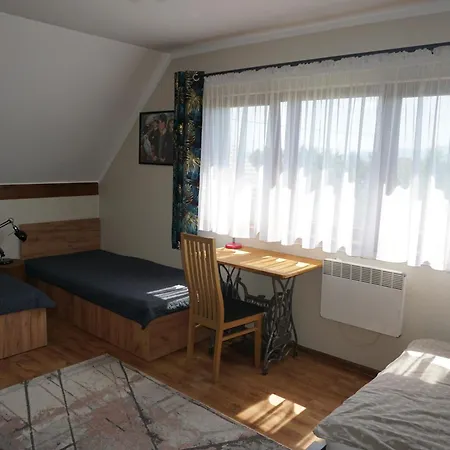 Uroczy Z Kominkiem Holiday home