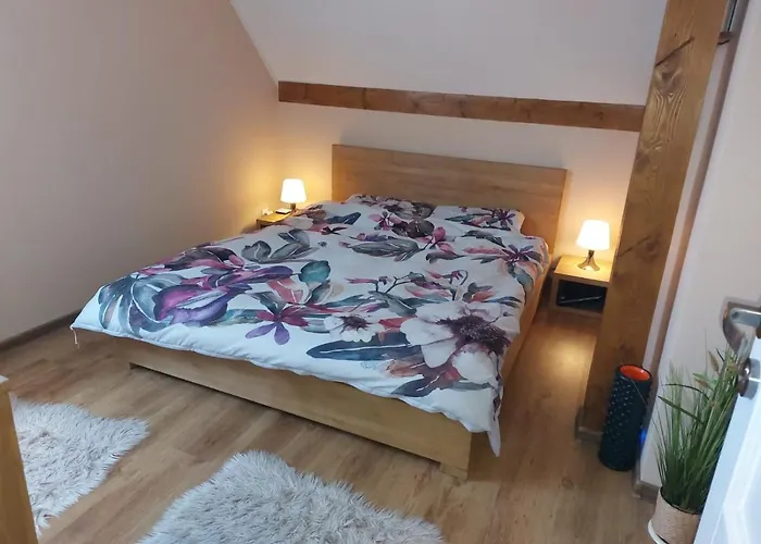 Uroczy Z Kominkiem * 리포와