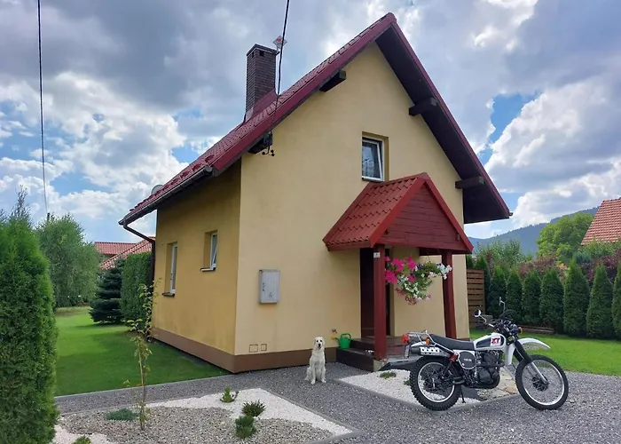 Uroczy Z Kominkiem Vakantiehuis *