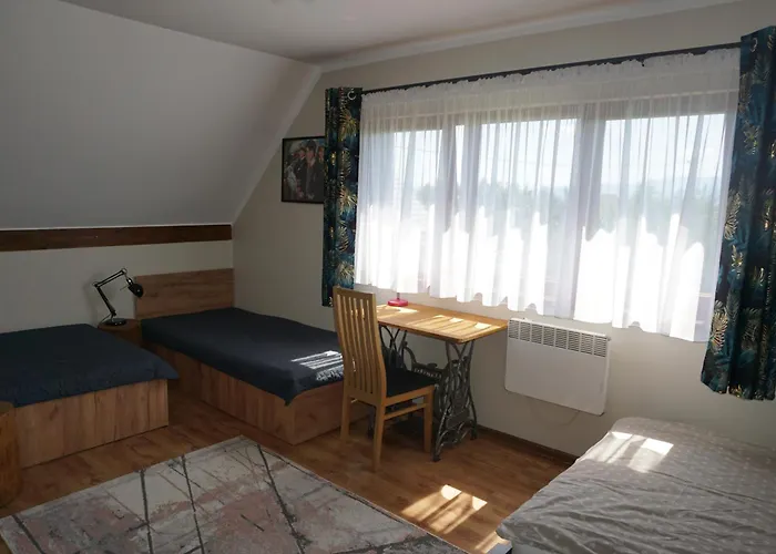 Uroczy Z Kominkiem 펜션